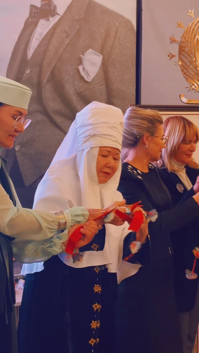 Түркі халықтарының мәдени мұрасын және аналар бейнесіндегі рухани үндестікті айшықтайтын...