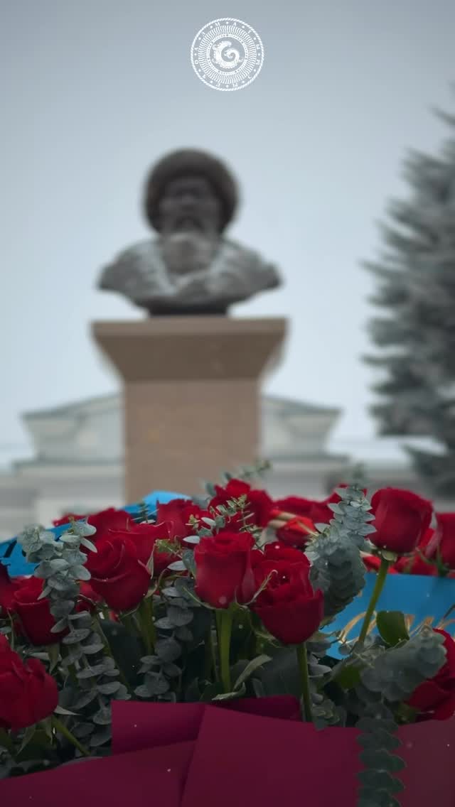 Бүгін — жыр алыбы, қазақ халқының ұлы ақыны Жамбыл Жабаевтың туған күні.